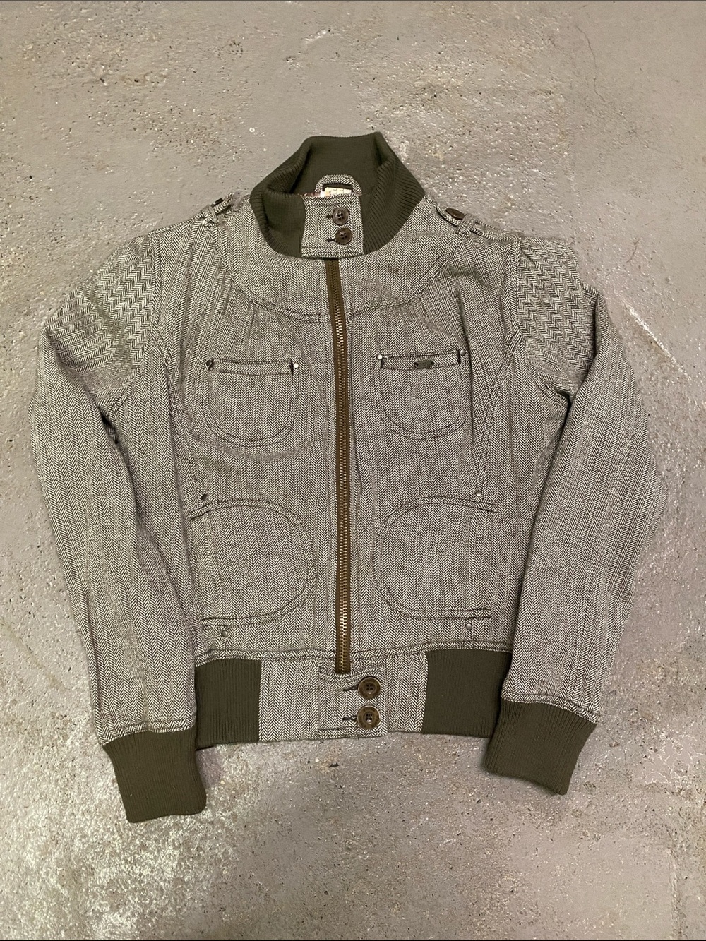 O’Neill-tweed